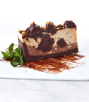 Peanut Butter Fudge Brownie Cheesecake (Gluten Free) / Brownie au fondant au beurre d’arachides (sans gluten)