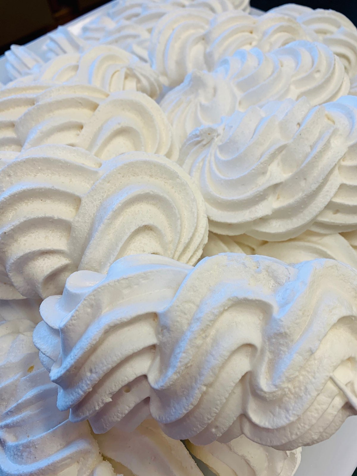 Order Long Meringue I Meringue longue Online - Nosherz Bakery